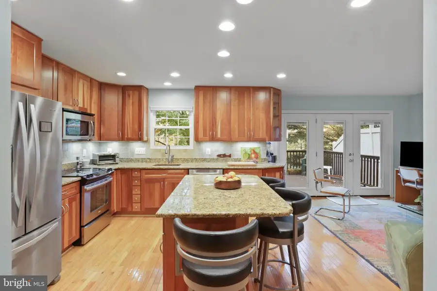 2729 Pembsly Dr, Vienna, VA 22181 - #2