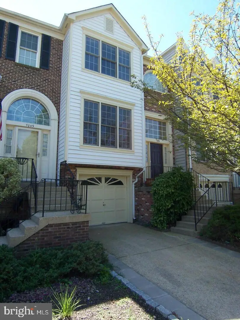 7051 Chesley Search Way, Alexandria, VA 22315 - #1