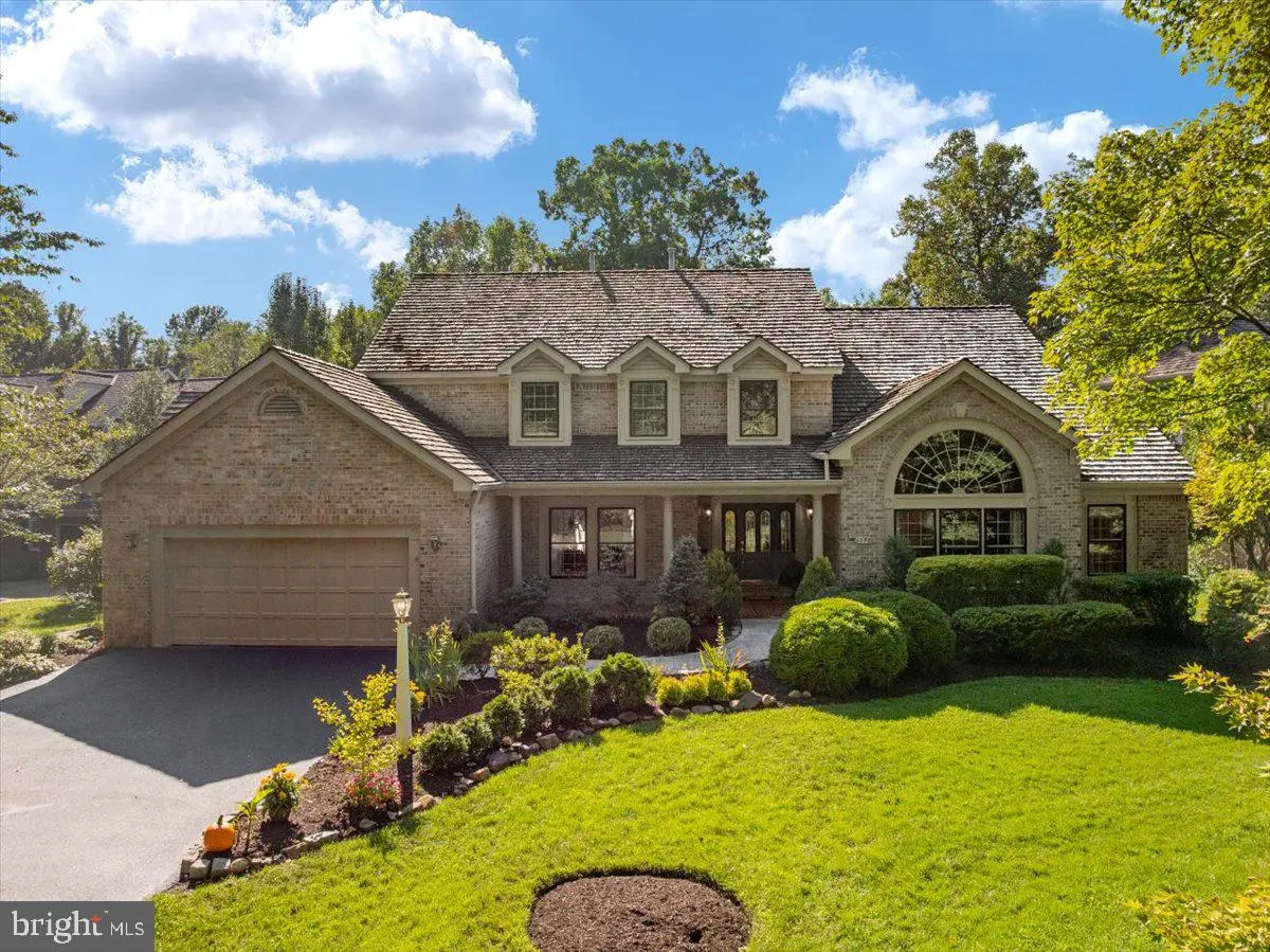 1358 Lake Forest Ct, Reston, VA 20194 - #1