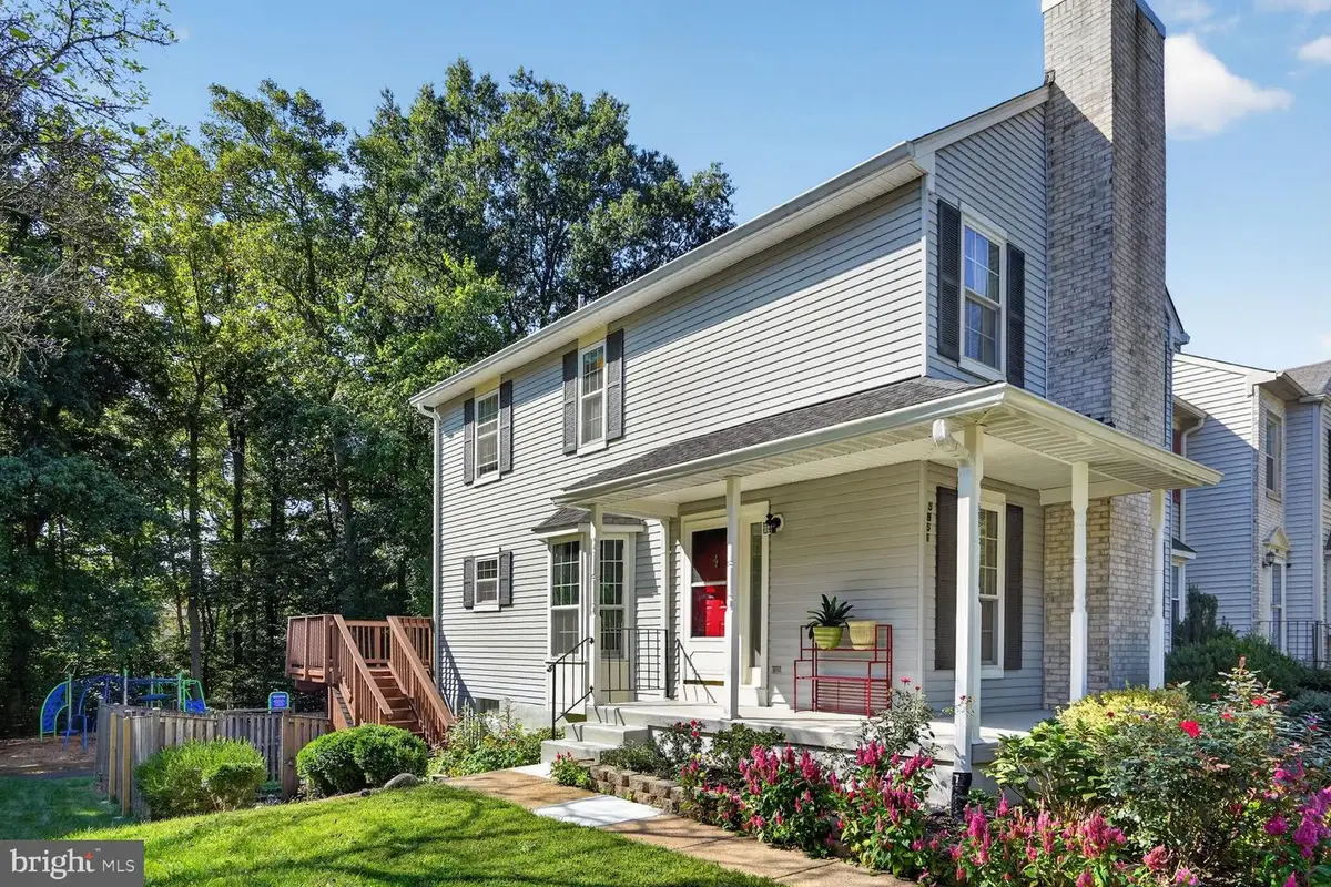 5851 Waterdale, Centreville, VA 20121 - #1