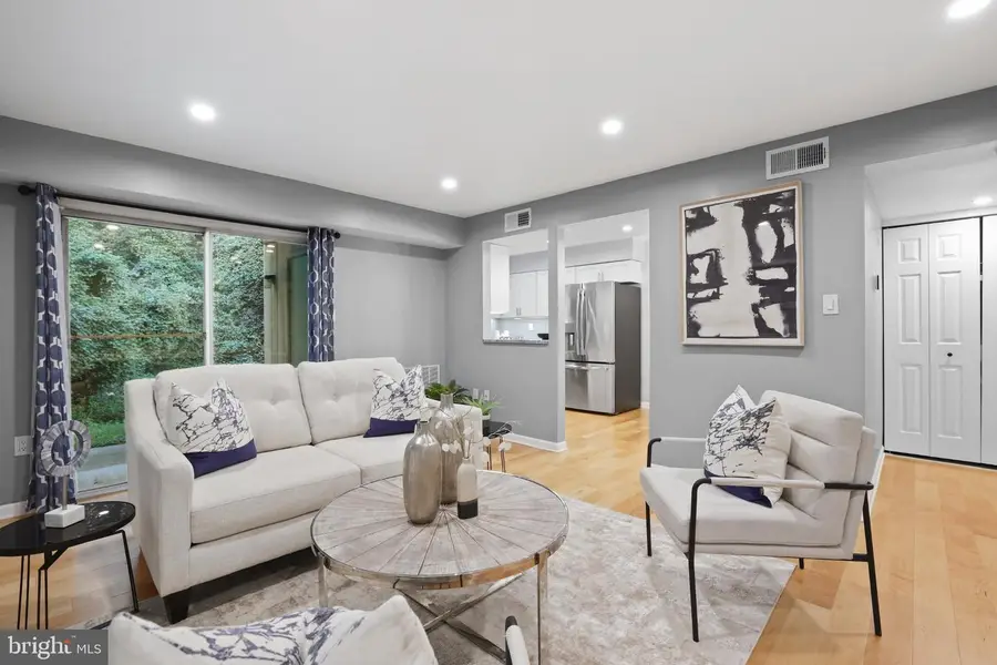 7742 New Providence #108, Falls Church, VA 22042 - #3