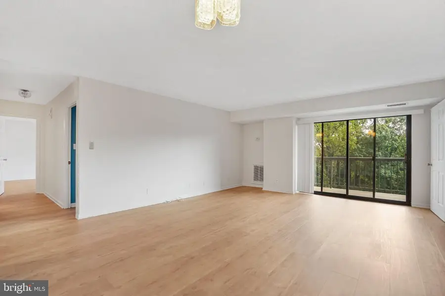 3800 Powell Ln #619, Falls Church, VA 22041 - #2
