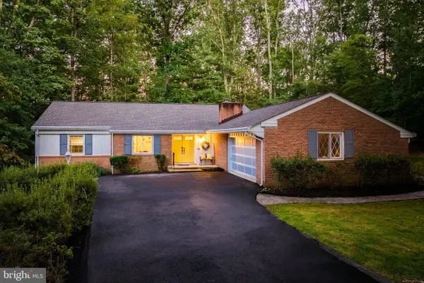 2521 Fowlers Ln, RESTON, VA 20191