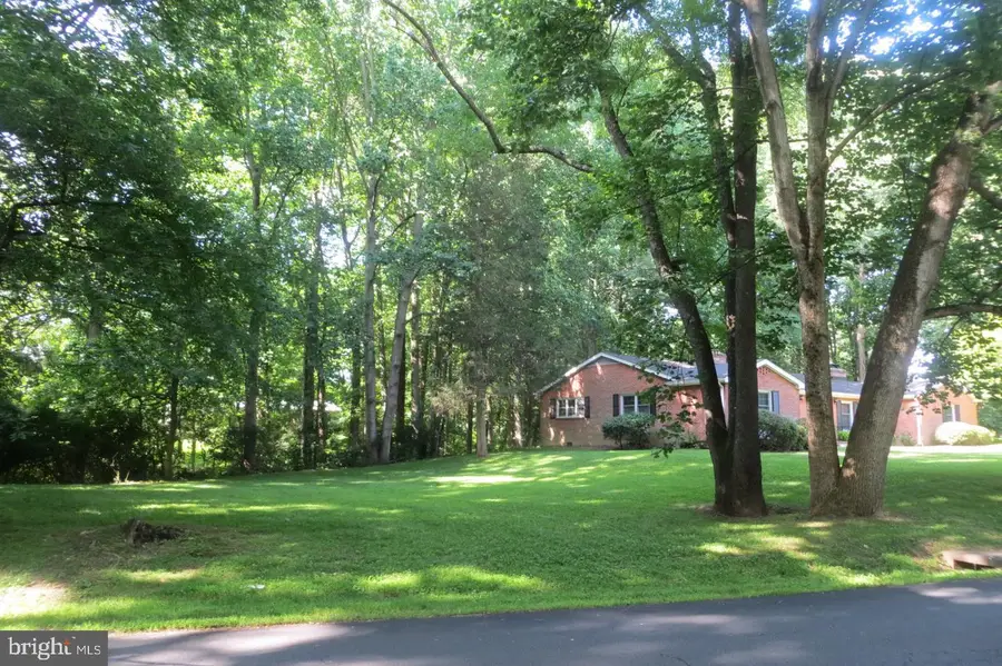 2025 Post Rd, Vienna, VA 22181 - #2