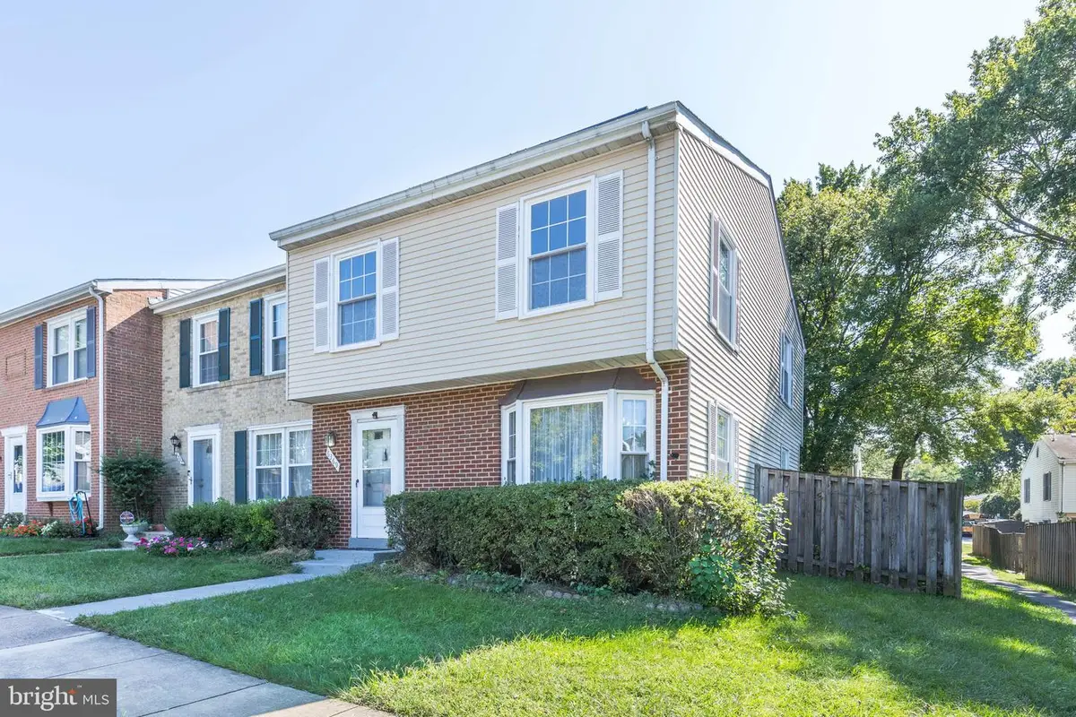 6369 Silver Ridge Cir, Alexandria, VA 22315 - #1