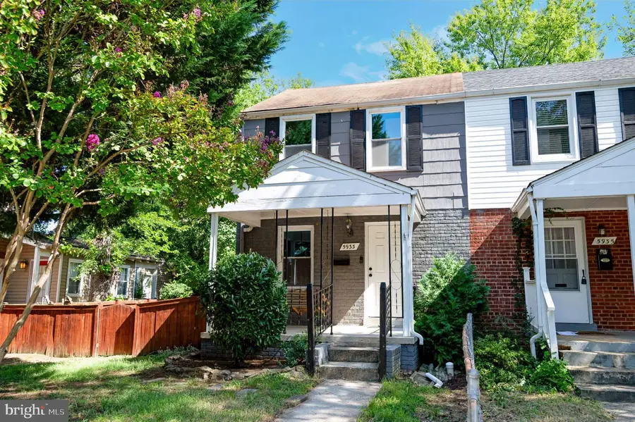 5933 Williamsburg Rd, Alexandria, VA 22303 - #3