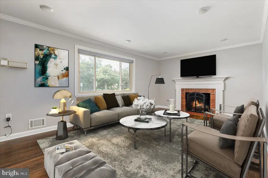 6630 S Kings Hwy, Alexandria, VA 22306 - #3
