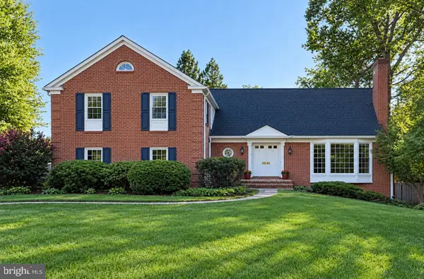 1162 Old Stage Ct, MCLEAN, VA 22102