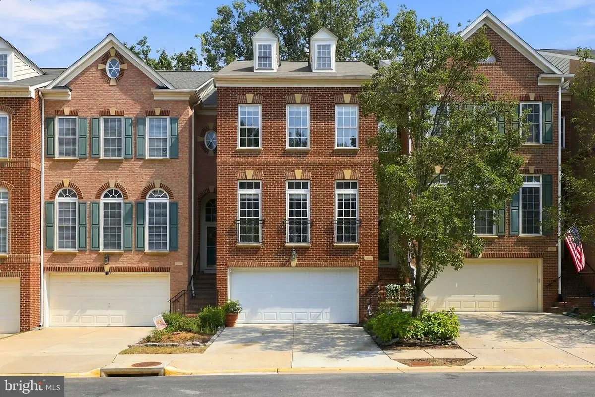 9205 Point Replete Dr, Fort Belvoir, VA 22060 - #1