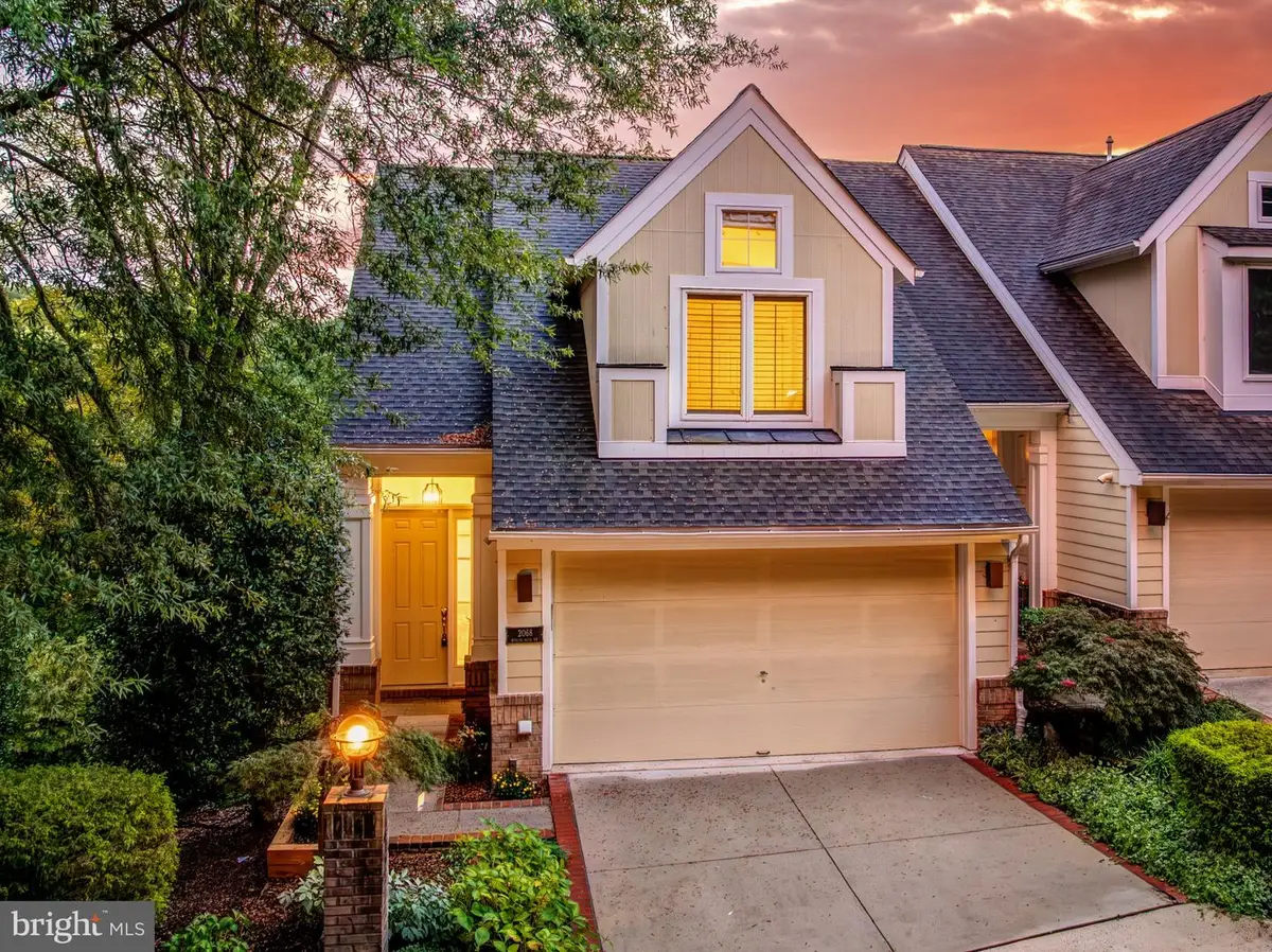 2068 Beacon Heights Dr, Reston, VA 20191 - #1