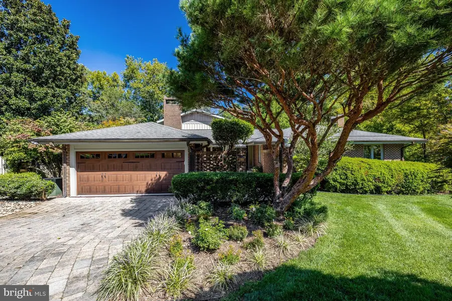 6952 Kyleakin Ct, McLean, VA 22101 - #3