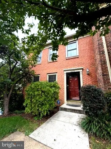 2273 Idylwood Station Ln, FALLS CHURCH, VA 22043