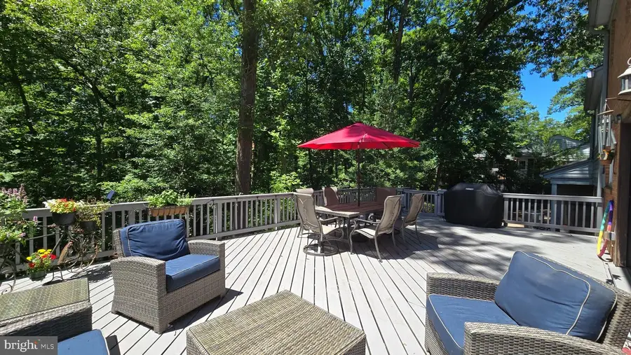 3420 Greentree Dr, Falls Church, VA 22041 - #3