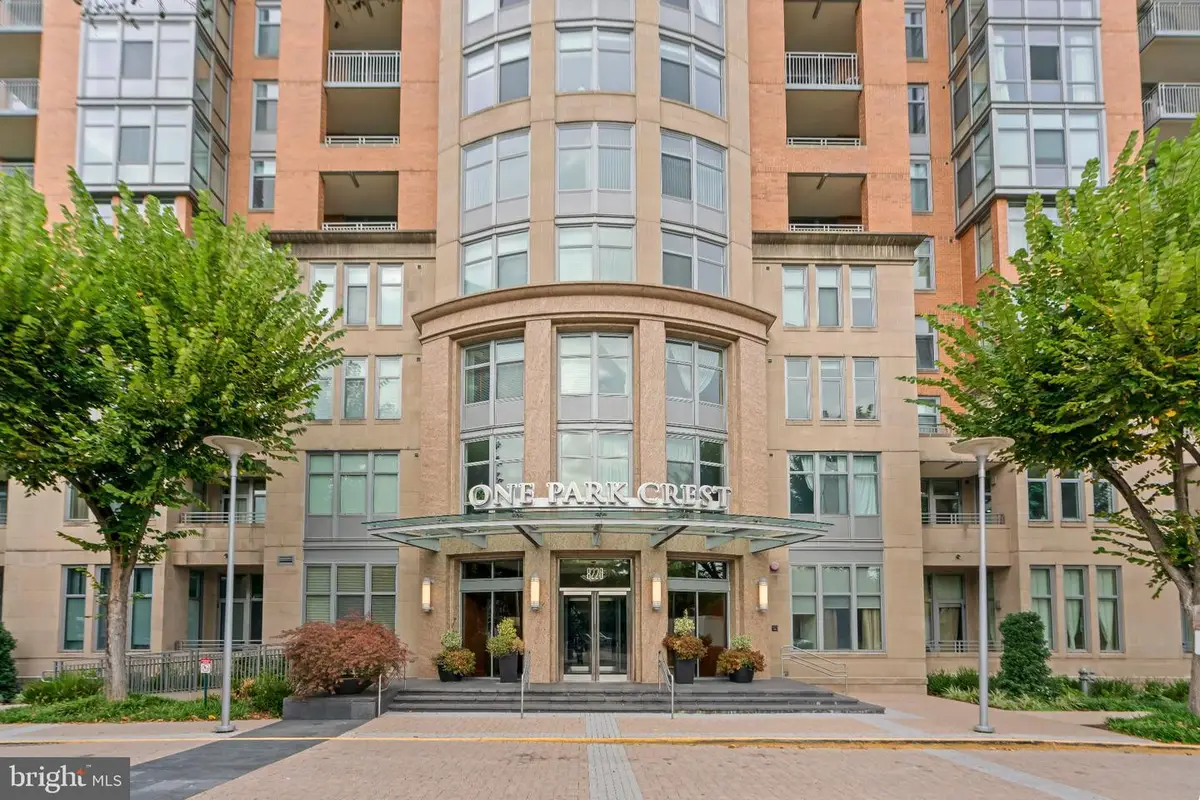 8220 Crestwood Heights Dr #1615, McLean, VA 22102 - #1