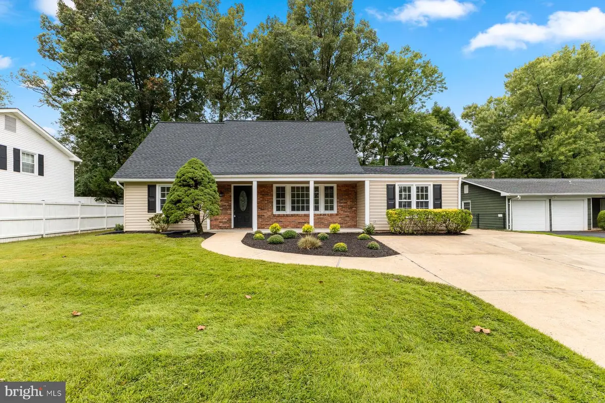 13117 Melville Ln, Fairfax, VA 22033 - #1