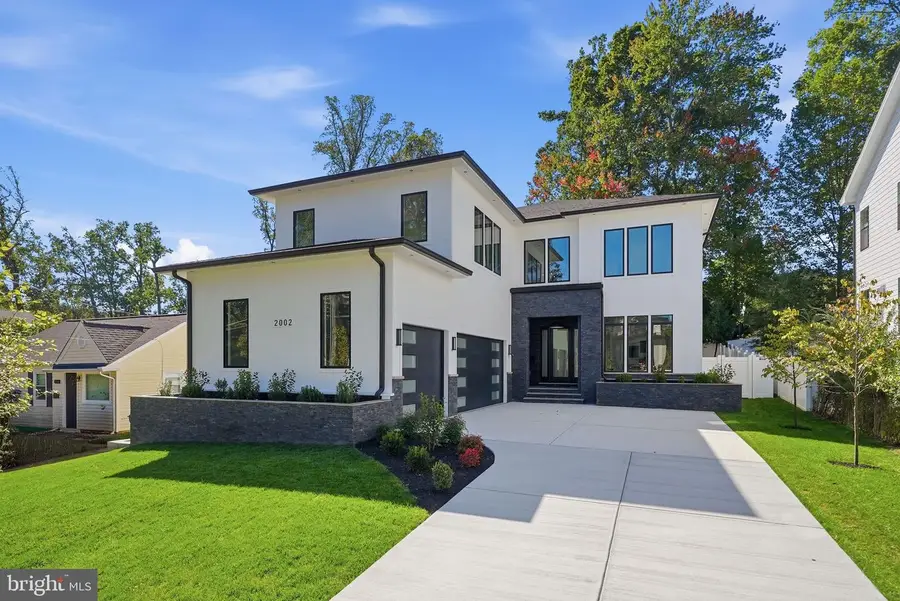 2002 Hillside Dr, Falls Church, VA 22043 - #2
