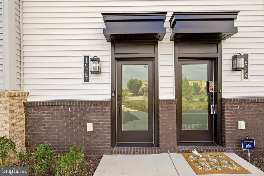 14347 Glen Manor Dr #204, Chantilly, VA 20151 - #3