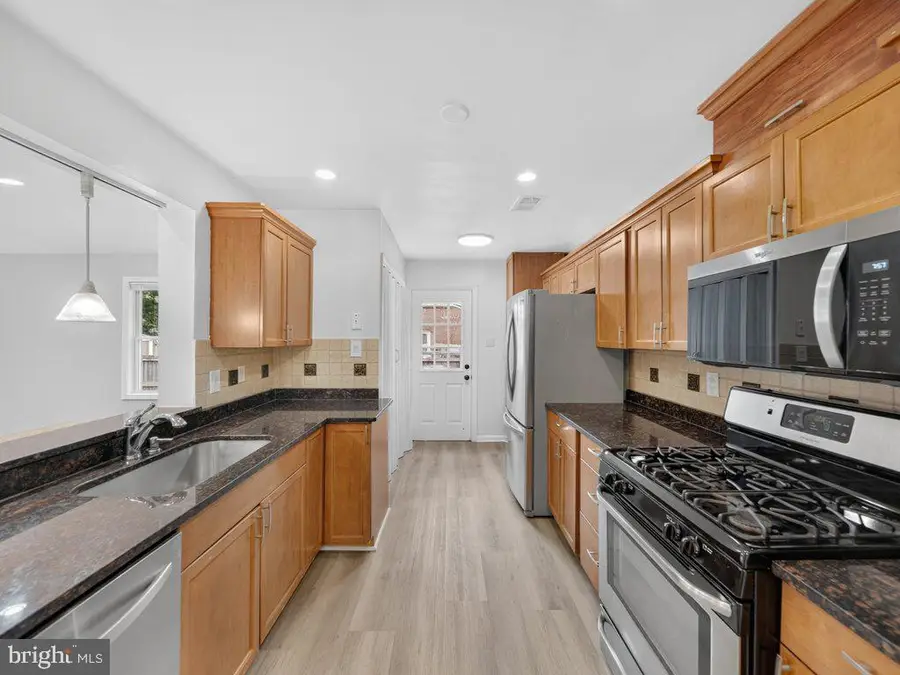 4906 Upland Dr, Alexandria, VA 22310 - #3
