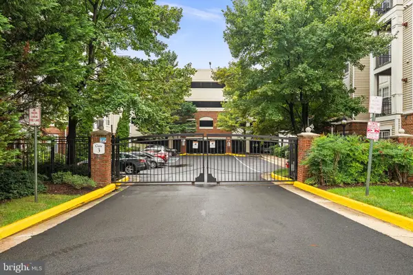 12949 Centre Park Cir #301, HERNDON, VA 20171