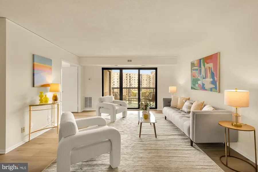 8360 Greensboro Dr #817, McLean, VA 22102 - #3