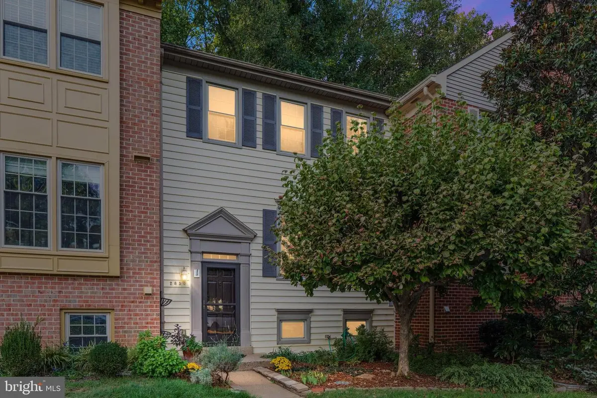 2850 Kelly Sq, Vienna, VA 22181 - #1