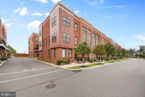 9164 Power House Rd, LORTON, VA 22079
