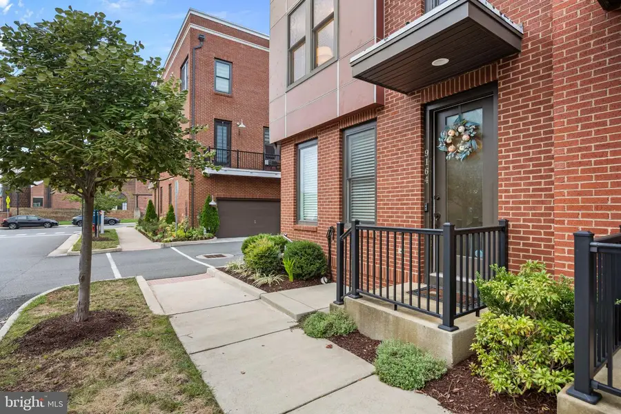 9164 Power House Rd, Lorton, VA 22079 - #3