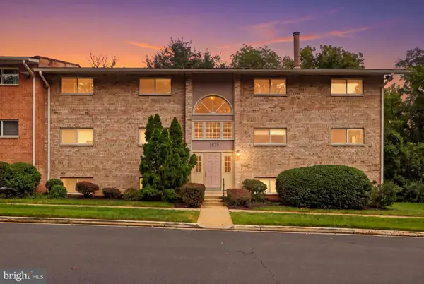 2839 Kalmia Lee Ct #101, FALLS CHURCH, VA 22042
