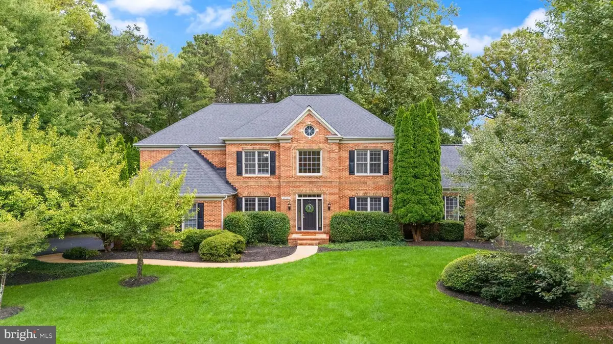3203 Wheatland Farms Dr, Oakton, VA 22124 - #1