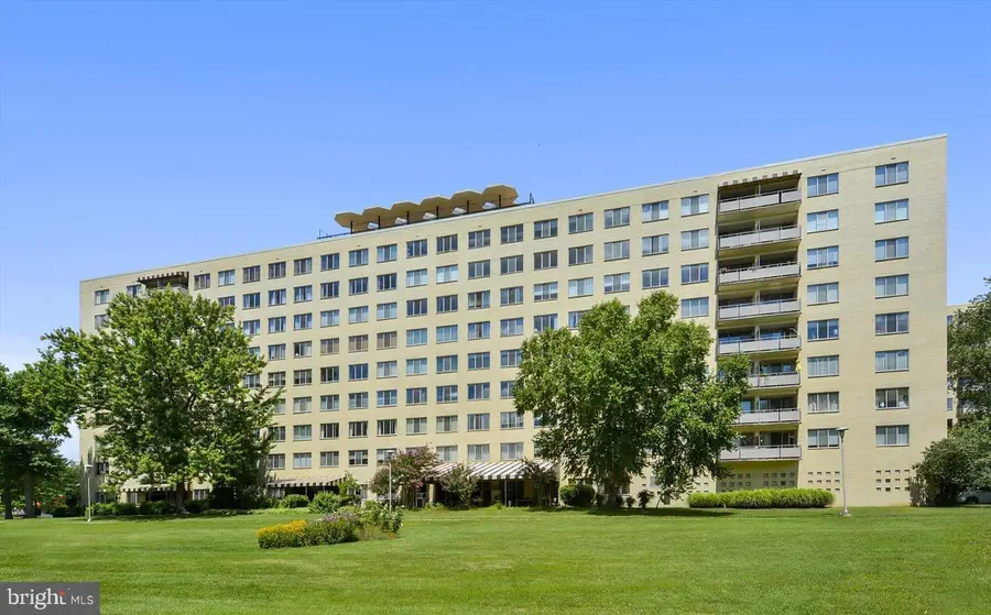 6641 Wakefield Dr #217, Alexandria, VA 22307 - #2