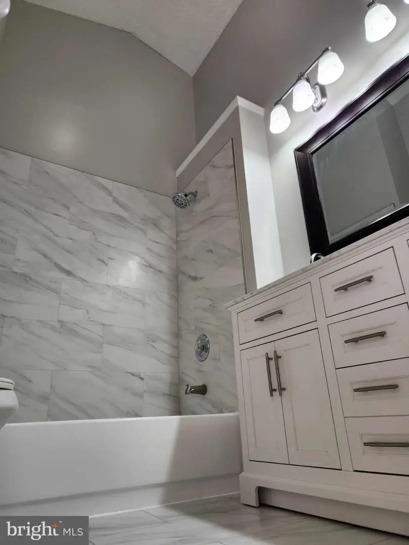 14053 Winding Ridge Ln, Centreville, VA 20121 - #3