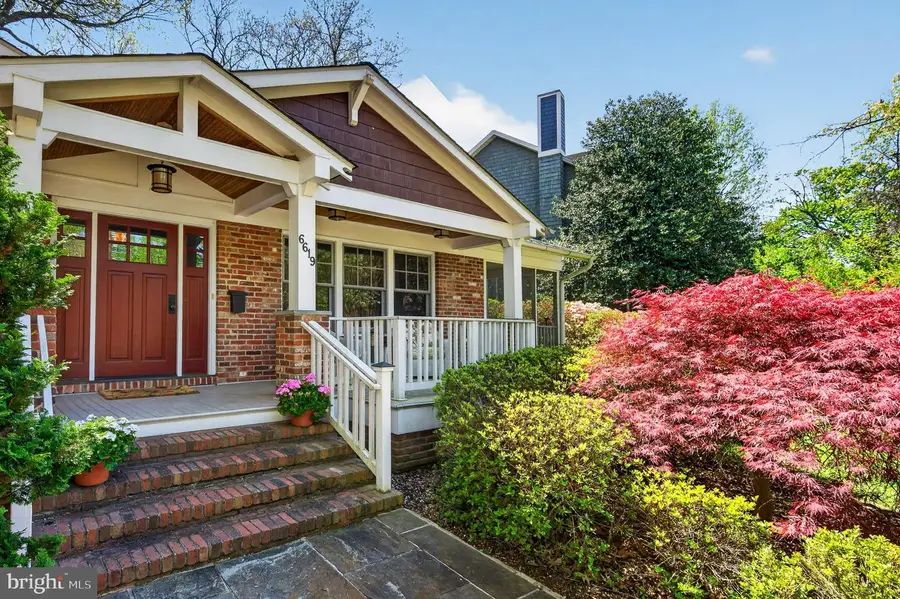 6619 Melrose Dr, McLean, VA 22101 - #2