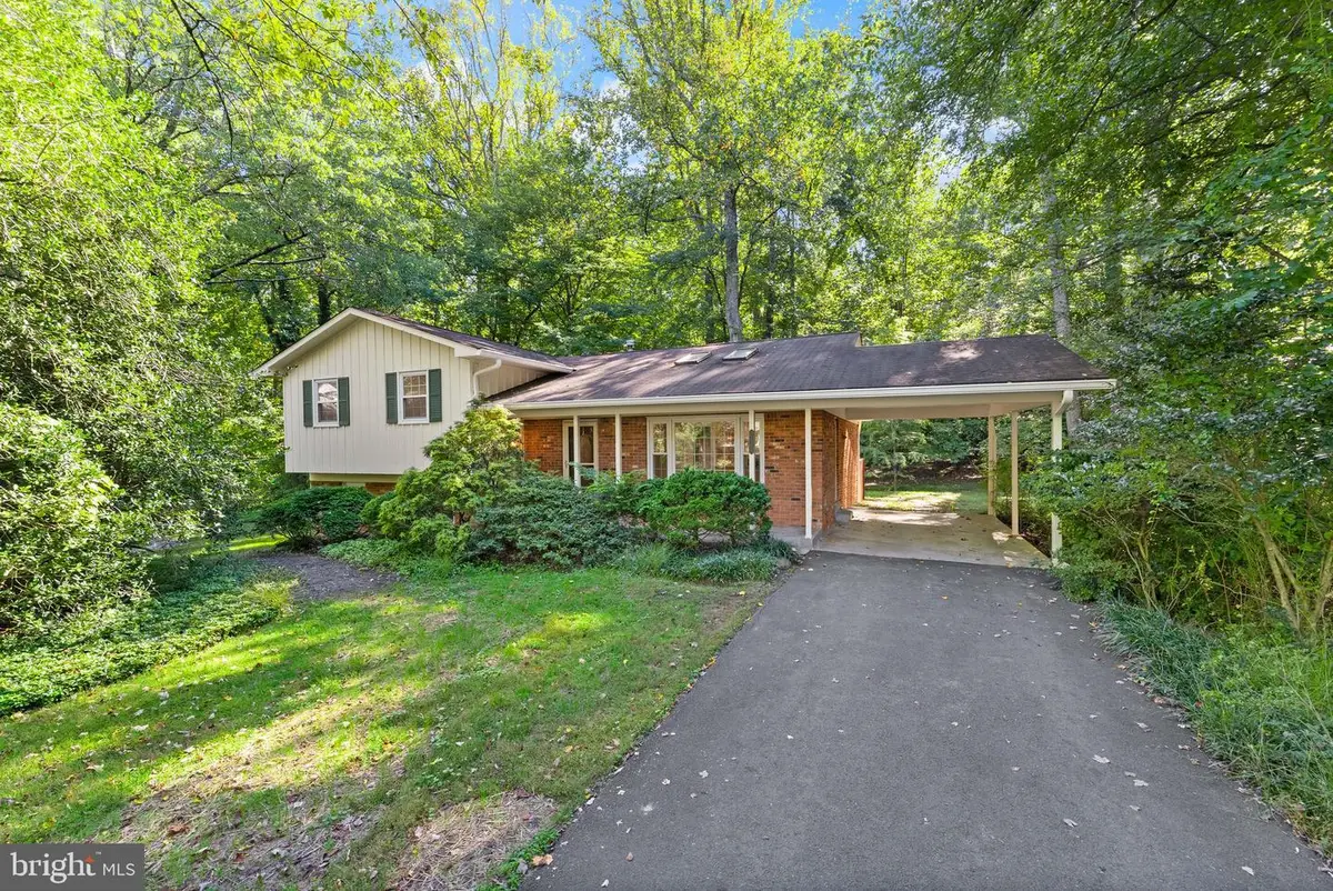 12201 Quorn Ln, Reston, VA 20191 - #1