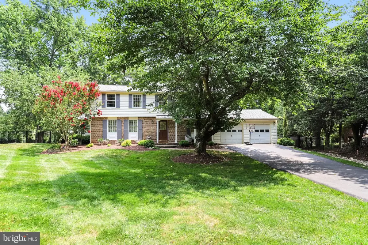 907 Cantle Ln, Great Falls, VA 22066 - #1