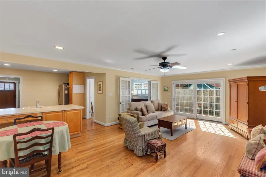 6175 Hardy Dr, McLean, VA 22101 - #3