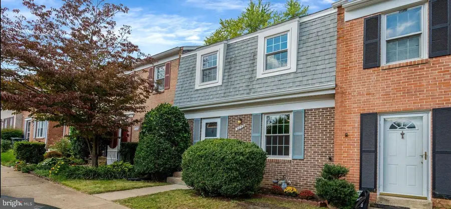 5459 Lighthouse Ln, Burke, VA 22015 - #2