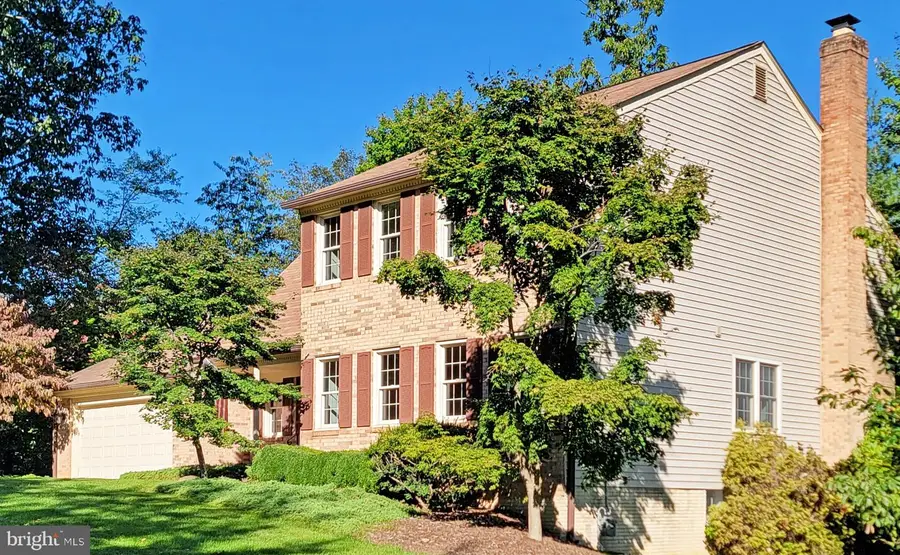 1640 Montmorency Dr, Vienna, VA 22182 - #3
