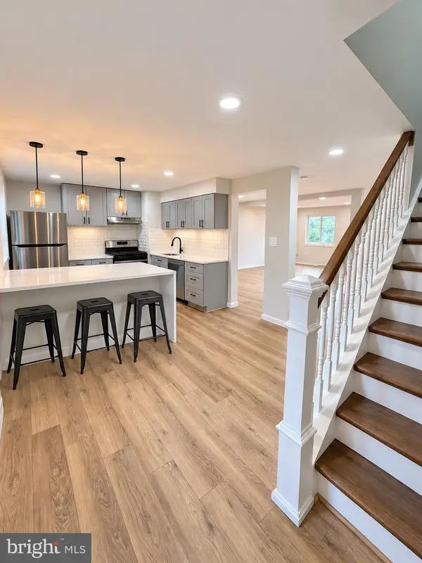 8058 Saint Annes Ct #8058, ALEXANDRIA, VA 22309