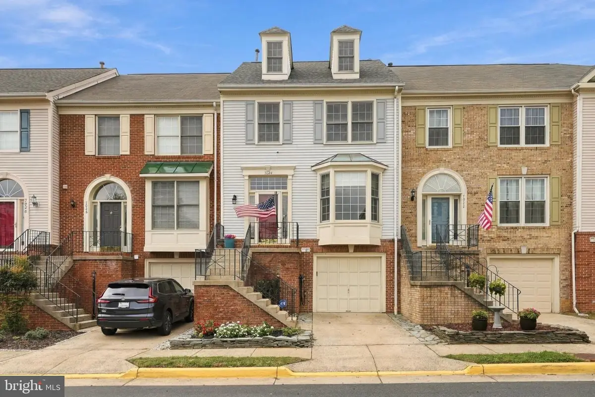 7024 Fieldhurst Ct, Alexandria, VA 22315 - #1