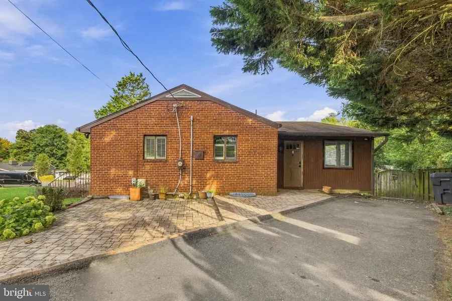 3201 Apex Cir, Falls Church, VA 22044 - #3