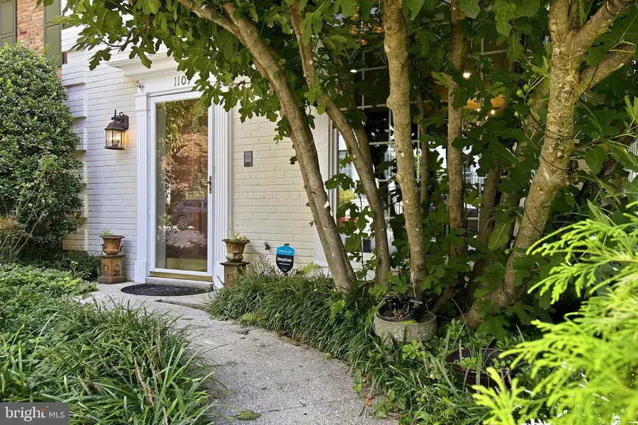 1107 Wimbledon Dr, McLean, VA 22101 - #2