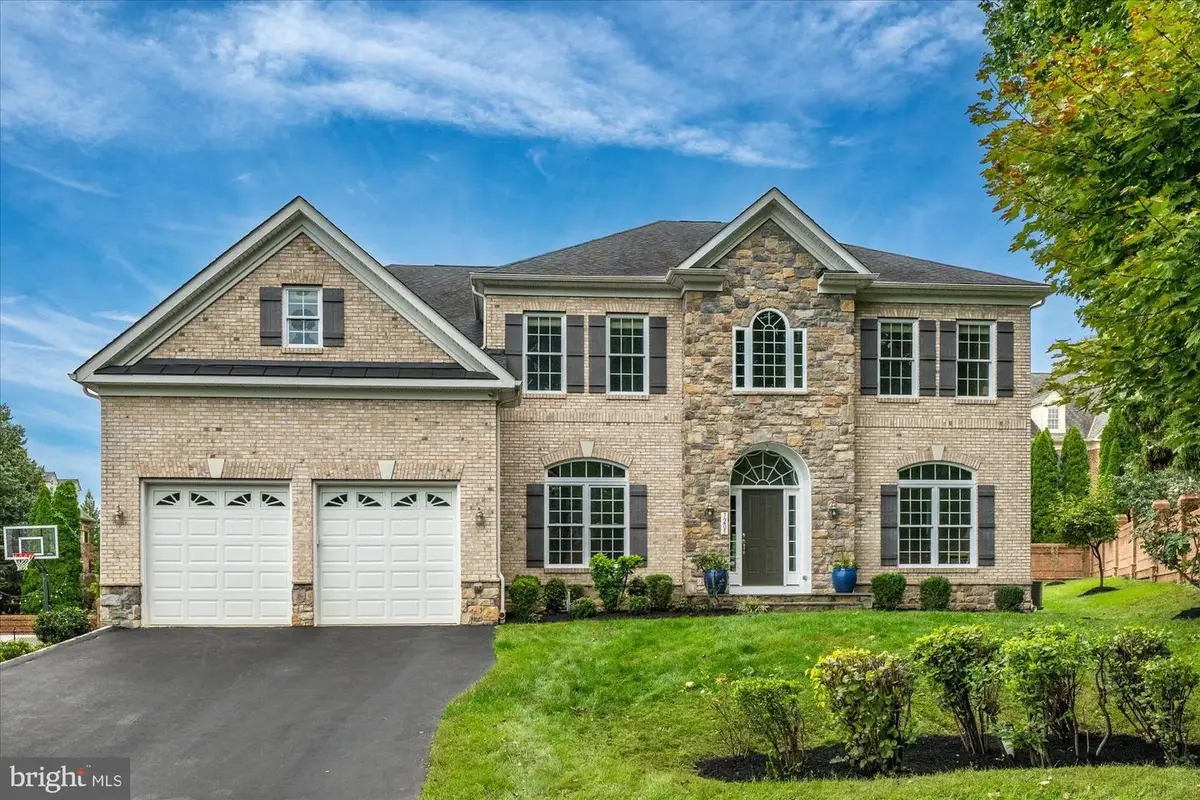 7205 Enterprise Ave, McLean, VA 22101 - #1