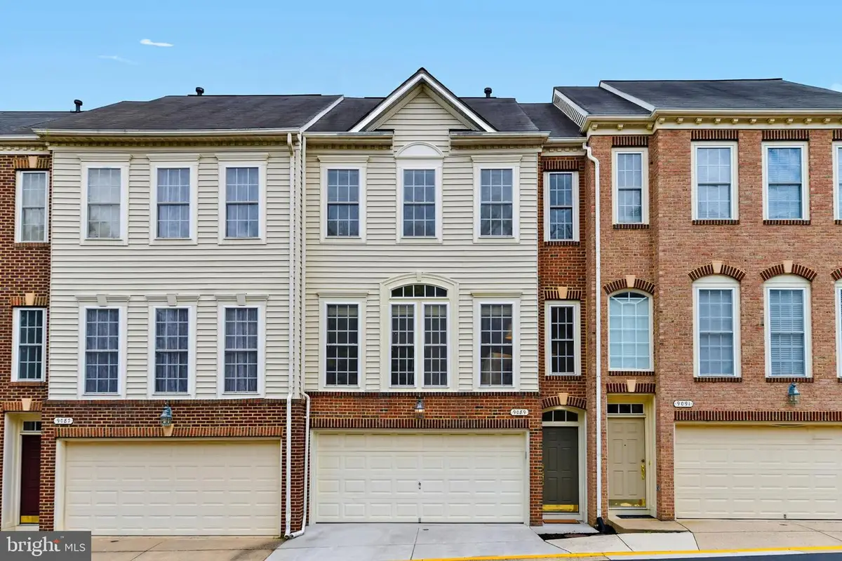 9089 Acheson Ct, Lorton, VA 22079 - #1