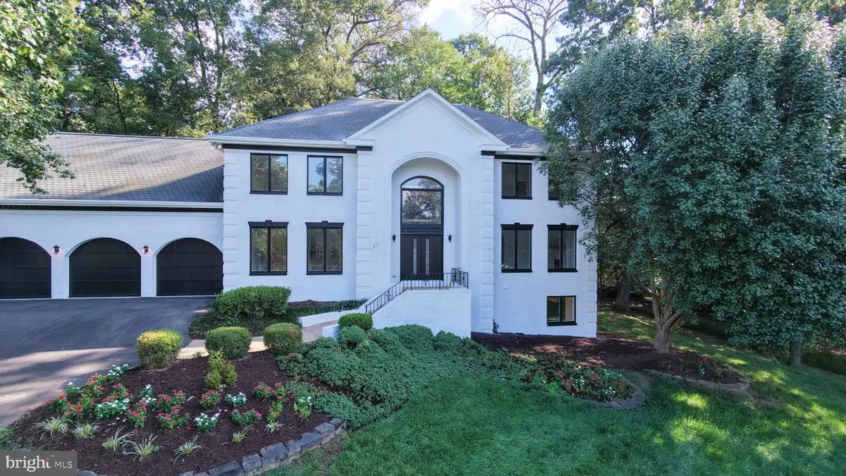 2713 Silkwood Ct, Oakton, VA 22124 - #1