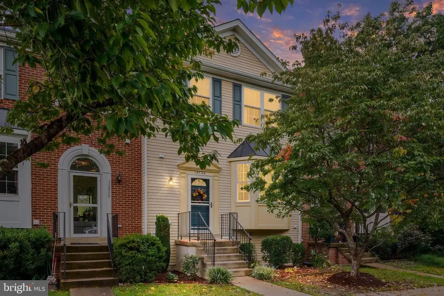 13834 Rampant Lion Ct, Centreville, VA 20120 - #2