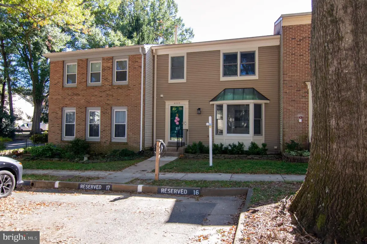 4032 Championship Dr, Annandale, VA 22003 - #1