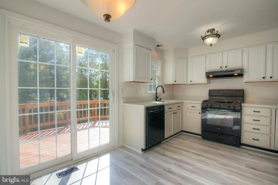 7833 Colonial Springs Blvd, Alexandria, VA 22306 - #2