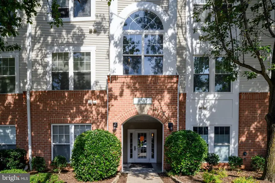 1511 N N Point Dr #304, Reston, VA 20194 - #2