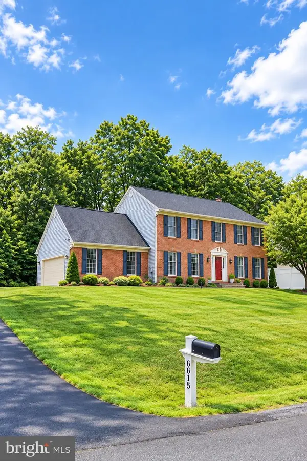 6615 White Post Rd, CENTREVILLE, VA 20121