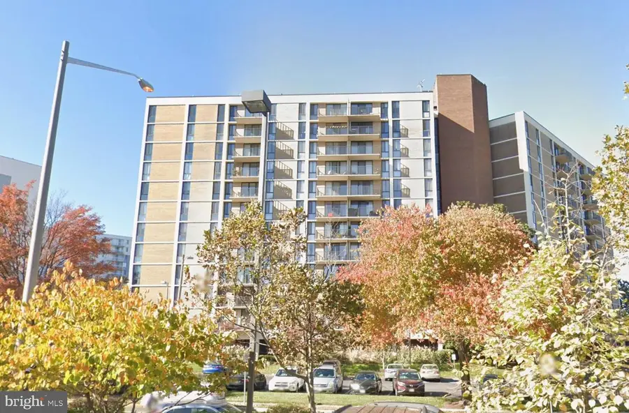 6800 Fleetwood Rd #1003, McLean, VA 22101 - #3